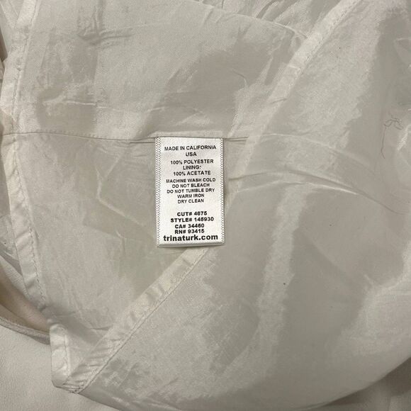 EUC Trina Turk Lilette Dress Size 4 White Fit & Flare Navy Trim Open Back - Picture 11 of 12